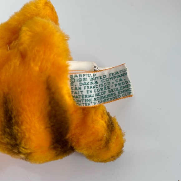 Garfield Orange Cat Sitting Plush 1978 1981 Dakin United Feature Syndicate 5” - Picture 7 of 9
